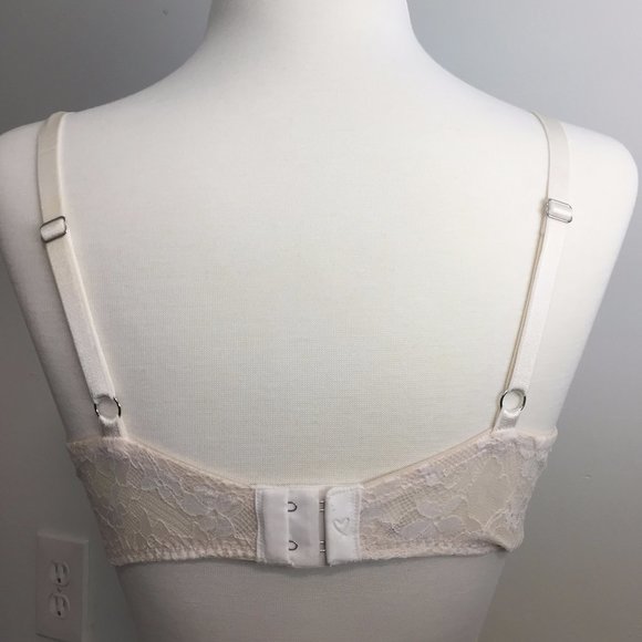 Victoria's Secret Dream Angels Padded Push-Up Bra - Picture 5 of 10